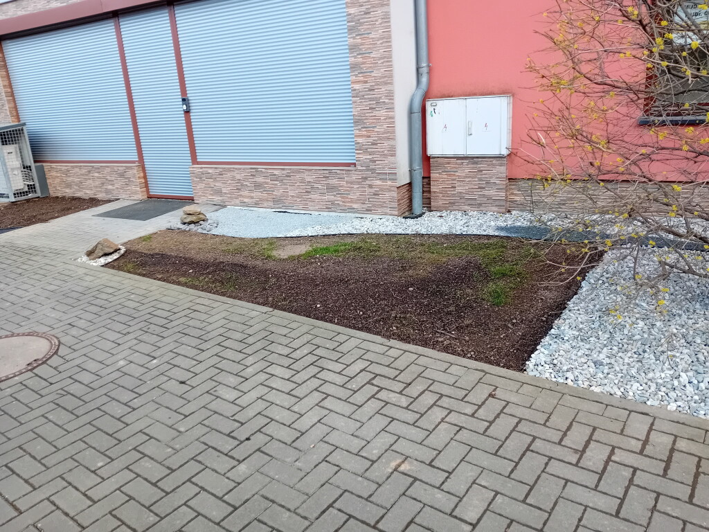 Zahrada 15